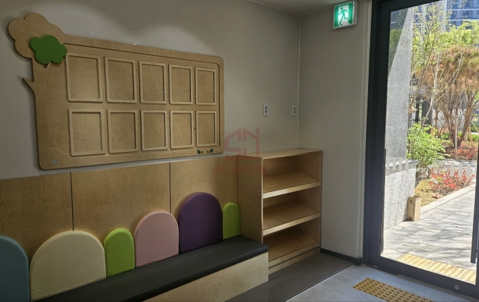 현관 시공완료1 (1) 현관 시공완료1 (1)